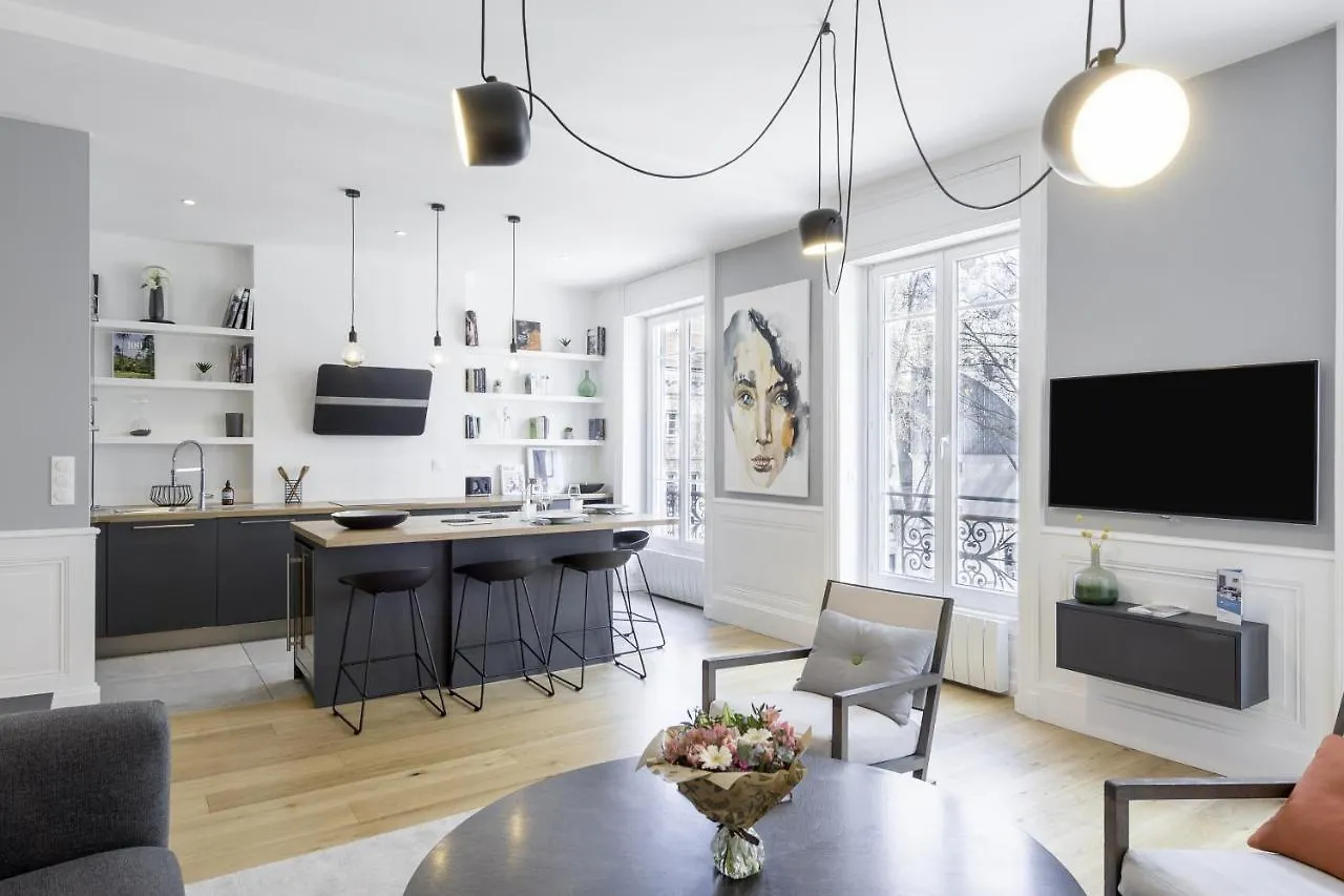 L'Aubelyne - Chic T2 Quartier Prefecture Διαμέρισμα Λυών